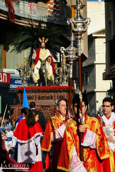 Salida procesional en Domingo de Ramos, en esa ocasión le acompañaba en el Cuerpo de Acólitos